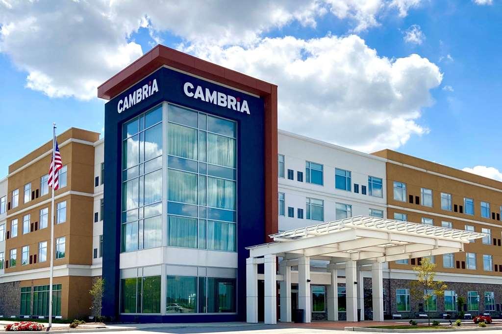Wyndham Westfield Hotel Bagian luar foto