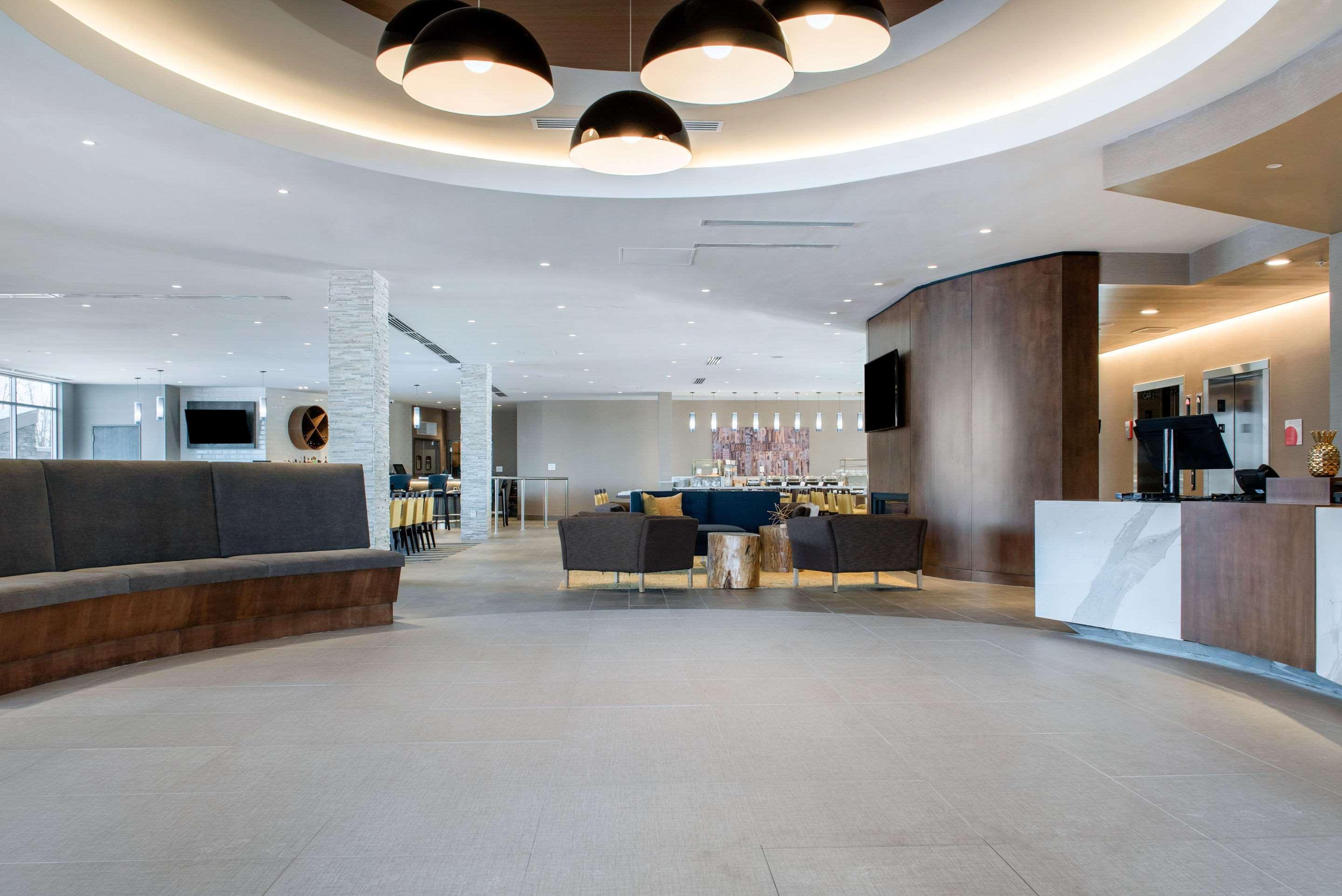 Wyndham Westfield Hotel Bagian luar foto