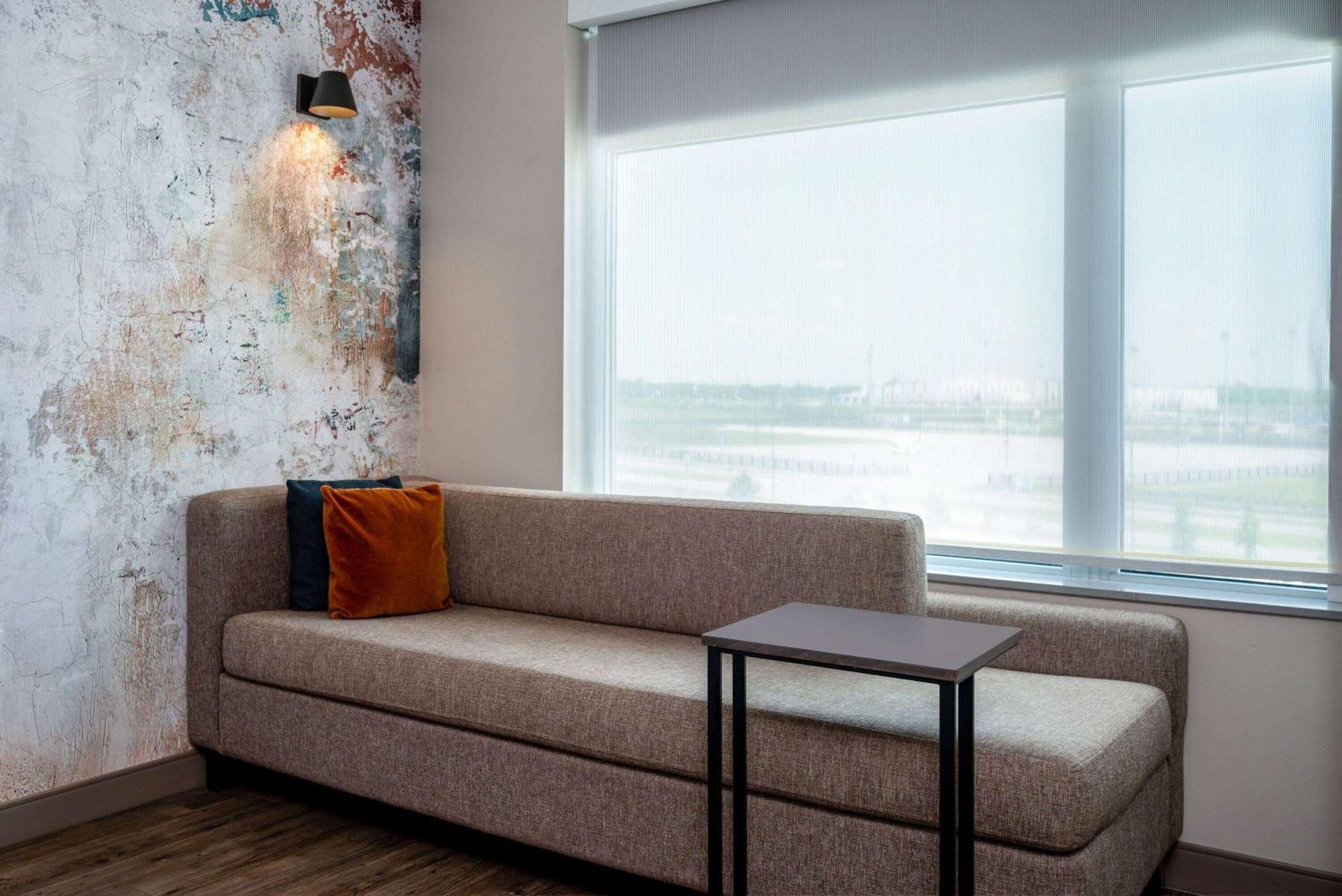 Wyndham Westfield Hotel Bagian luar foto